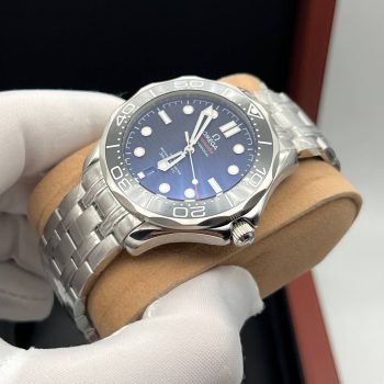 Omega - Seamaster Diver 300 m (8202)