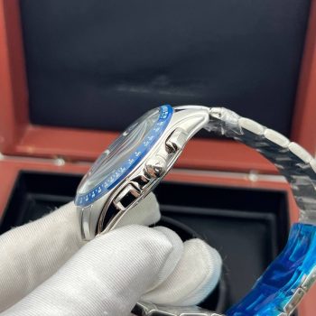 Rado — Hyperchrome Chronograph (8667)