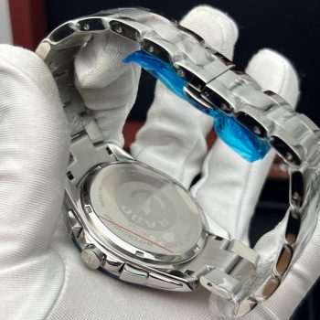 Rado — Hyperchrome Chronograph (8667)