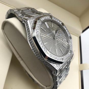 Audemars Piguet - Royal Oak Selfwinding Diamonds (0151)