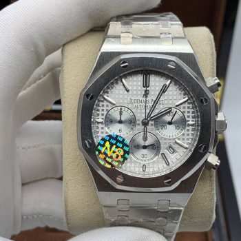 Audemars Piguet - Royal Oak Chronograph Quartz (0011)