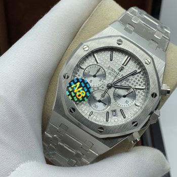 Audemars Piguet - Royal Oak Chronograph Quartz (0011)