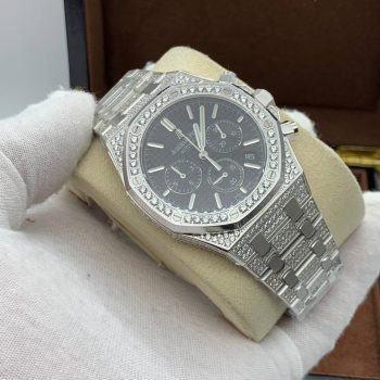 Audemars Piguet - Royal Oak Chronograph Quartz Diamonds (0203)