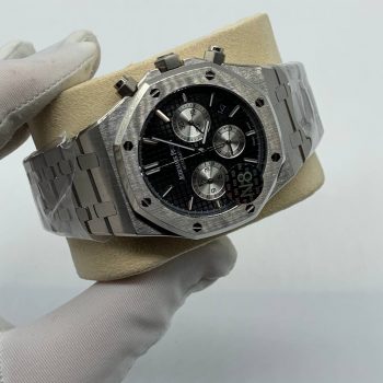 Audemars Piguet - Royal Oak Chronograph Quartz II (0019)