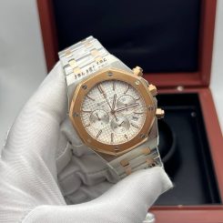 Audemars Piguet - Royal Oak Chronograph (0011.1)