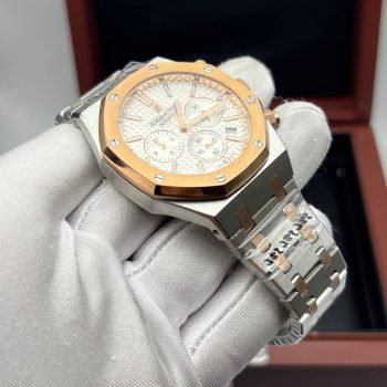 Audemars Piguet - Royal Oak Chronograph (0011.1)