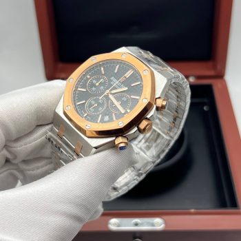 Audemars Piguet - Royal Oak Chronograph (0011)