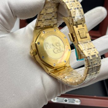 Audemars Piguet - Royal Oak Dual Time (0047)