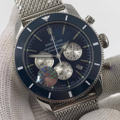 Breitling - Superocean Heritage B01 Chronograph (0264)