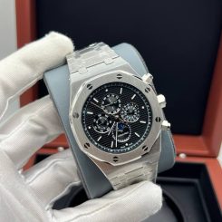 Audemars Piguet — Royal Oak Perpetual Calendar (0207)