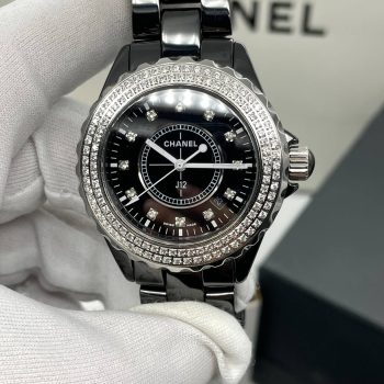 Chanel J12 (1081.1)