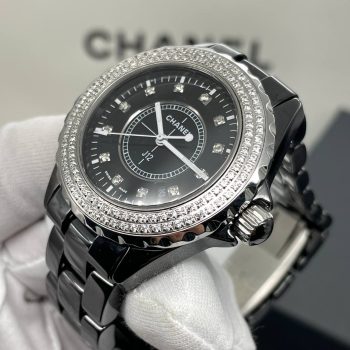 Chanel J12 (1081.1)