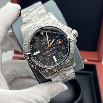 Breitling — Avenger (0370)