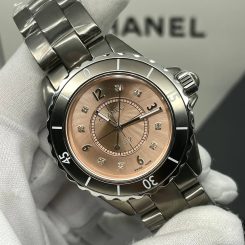 Chanel J12 - Caliber 12.1 (1094.1)