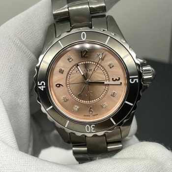 Chanel J12 - Caliber 12.1 (1094.1)