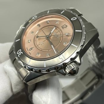 Chanel J12 - Caliber 12.1 (1094.1)