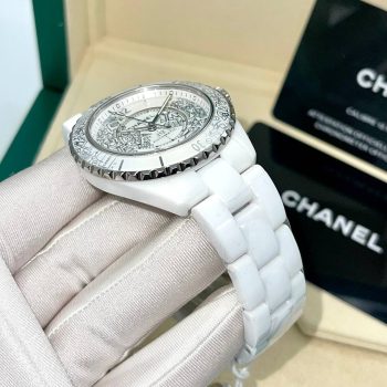 Chanel J12 CALIBER J12.20 (1079)