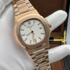 Patek Philippe - Nautilus (8117.1)