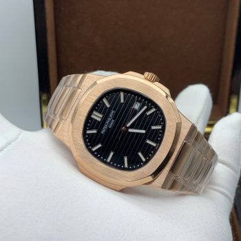 Patek Philippe - Nautilus (8117)