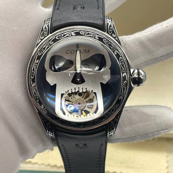 Corum — Bubble Skull Engraving (6107)