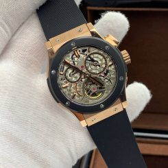 Hublot - Classic Fusion (7223.2)