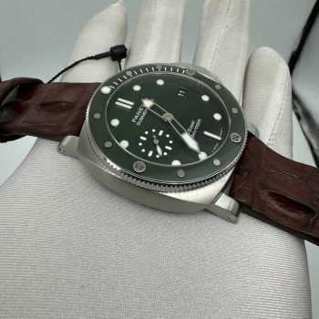 Panerai — Submersible - Alligator (11330.3)