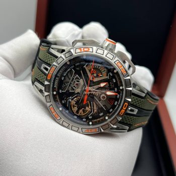 Roger Dubuis — Excalibur Spider Revuelto (8901.1)