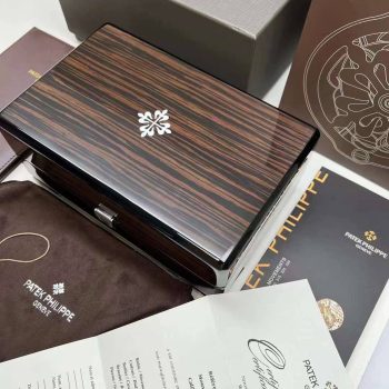 Фирменная коробка Patek Philippe (8102.1) лакированнная в премиальном исполнение