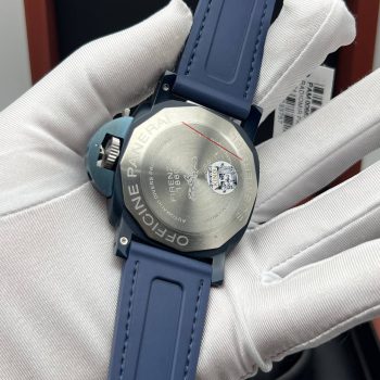 Panerai — Submersible QuarantaQuattro Luna Rossa Ti-Ceramitech (8401)