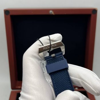 Panerai — Submersible QuarantaQuattro Luna Rossa Ti-Ceramitech (8401)