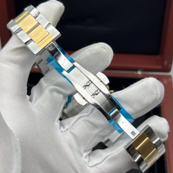 Rado — Hyperchrome Chronograph (8667.7)