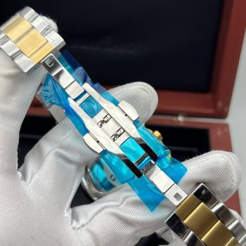 Rado — Hyperchrome Chronograph (8667.8)